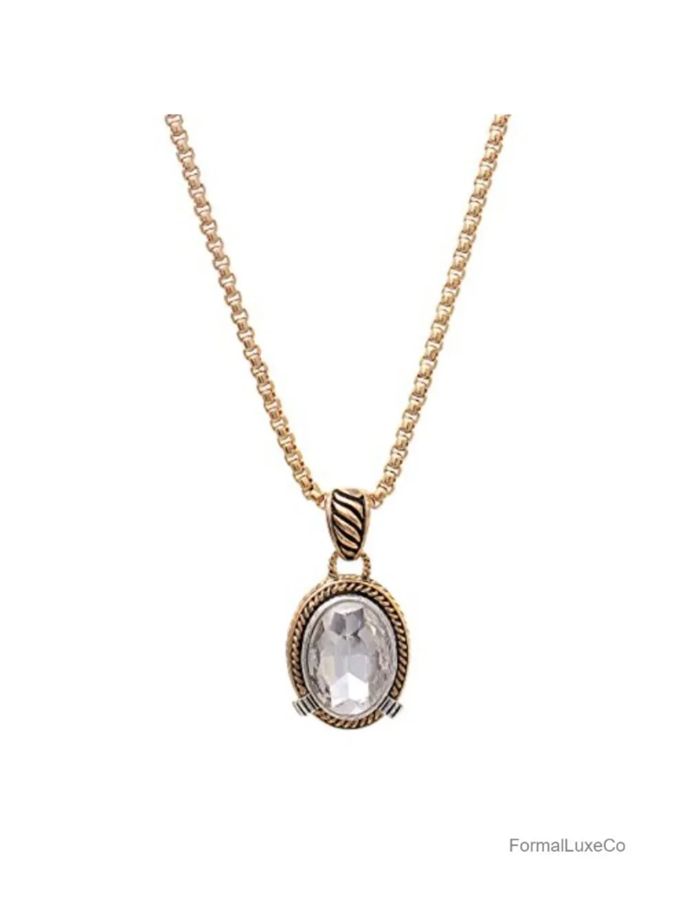 Vintage Vibe Rhinestone Oval Pendant Necklace 20-22.5 In Box Chain Lobster Claw
